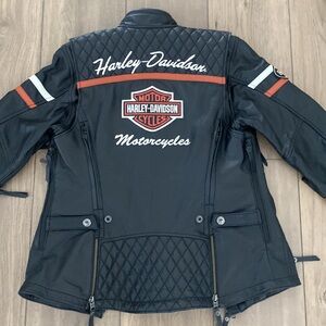 NWOT Harley Davidson Leather Jacket Miss Enthusiast Triple Vent System